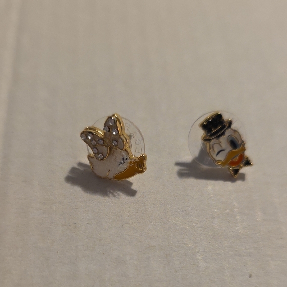 BaubleBar Jewelry - Baublebar Disney Donald and Daisy Bride/Groom Earrings